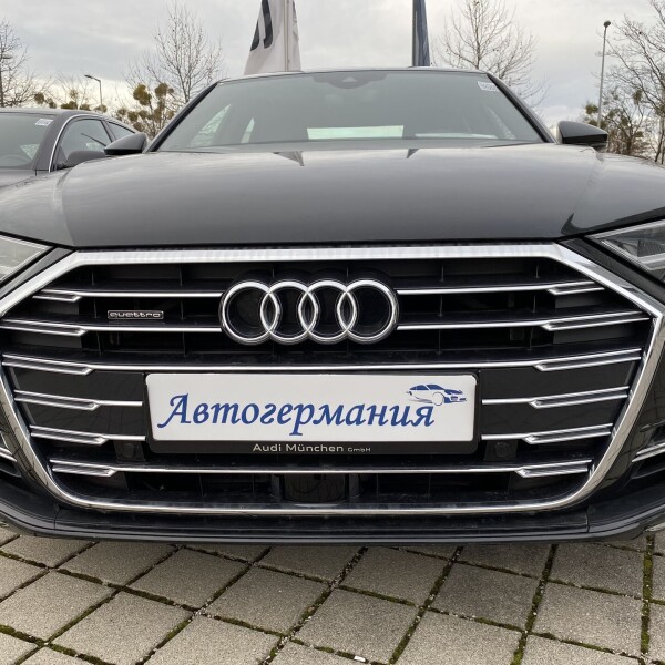 Audi A8  из Германии (25049)