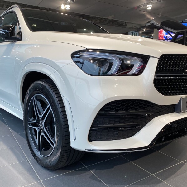 Mercedes-Benz GLE-Klasse из Германии (25173)