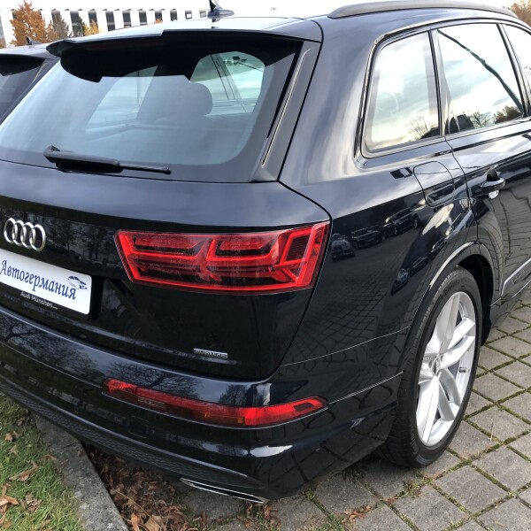 Audi Q7 из Германии (25779)