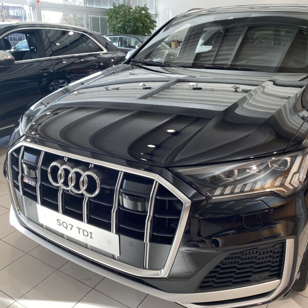 Audi SQ7 из Германии (26201)