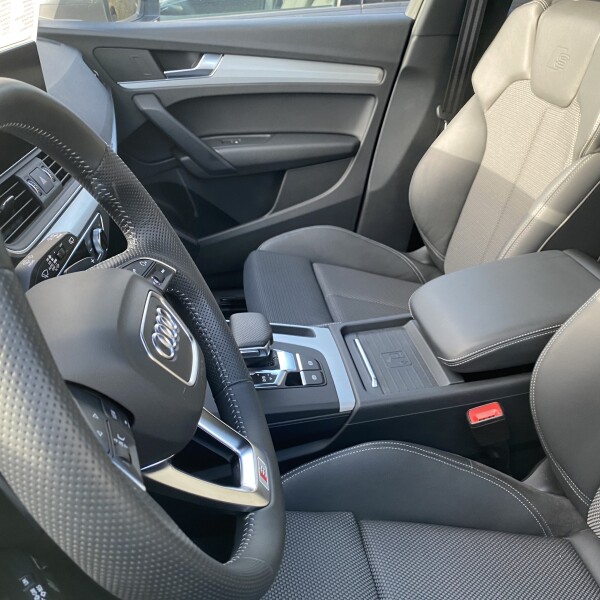 Audi Q5 из Германии (26330)