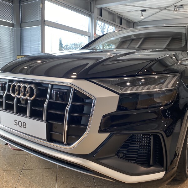 Audi SQ8 из Германии (26429)