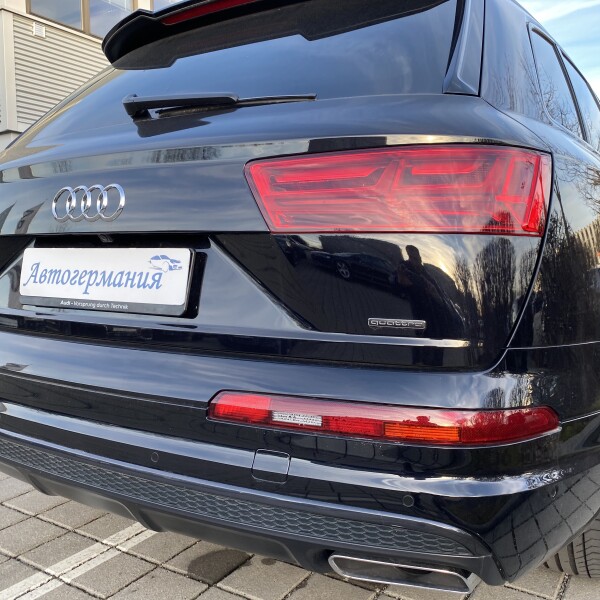 Audi Q7 из Германии (26575)