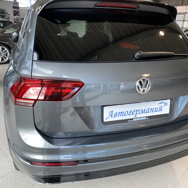 Volkswagen  Tiguan из Германии (26730)
