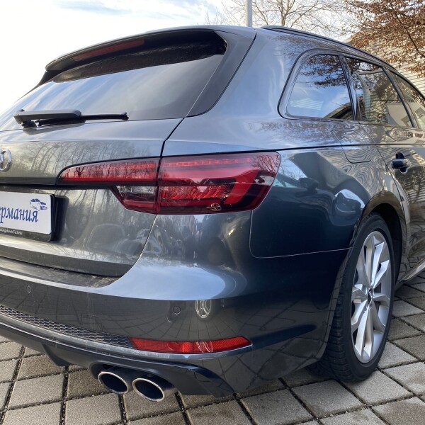 Audi S4 из Германии (26866)