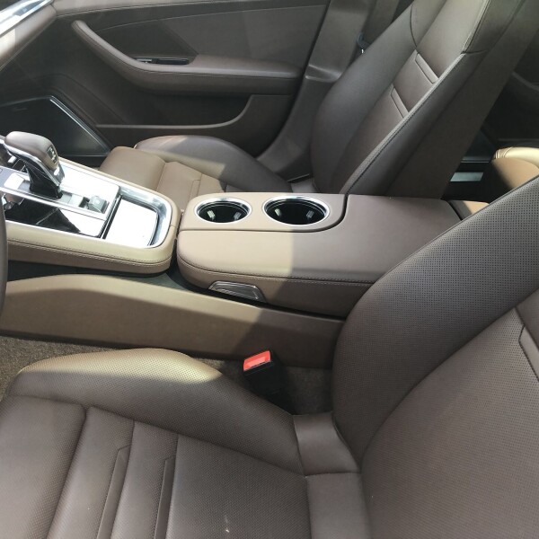 Porsche Panamera  из Германии (27114)