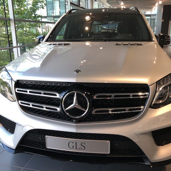Mercedes-Benz GLS-Klasse из Германии (27156)