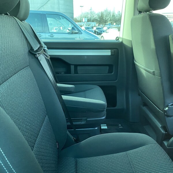 Volkswagen Multivan/Caravelle/Transporter из Германии (28103)