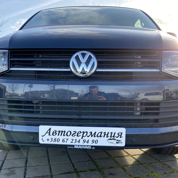 Volkswagen Multivan/Caravelle/Transporter из Германии (28095)