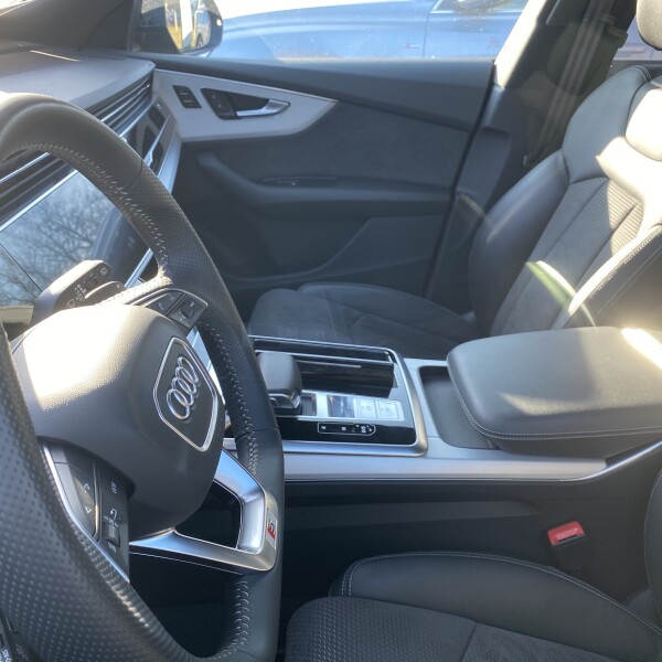 Audi Q8 из Германии (28252)