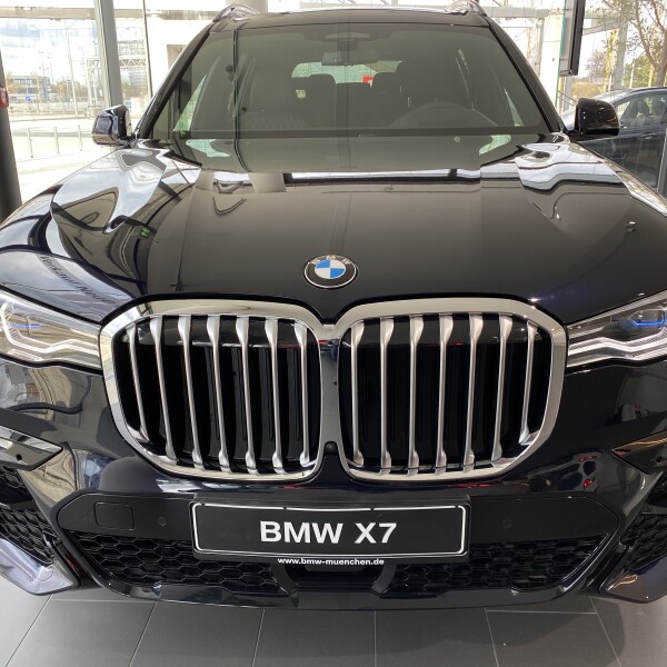 BMW X7 из Германии (28793)