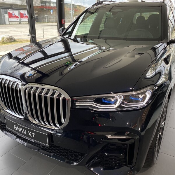 BMW X7 из Германии (28871)