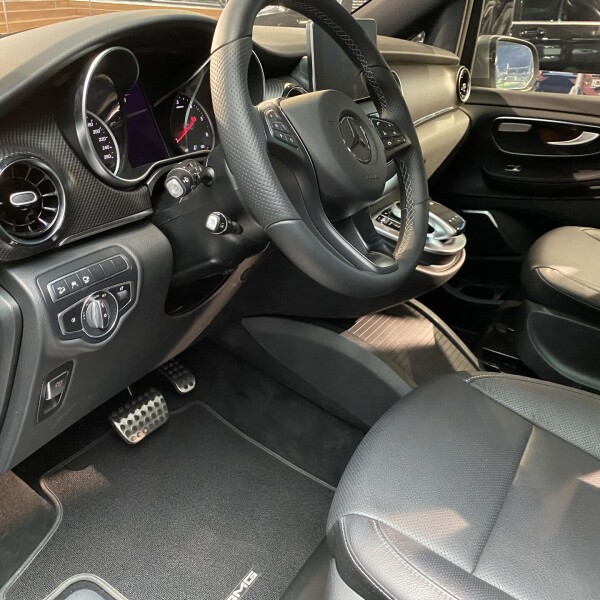 Mercedes-Benz Vito/ Viano V220, V250, V300 из Германии (32150)