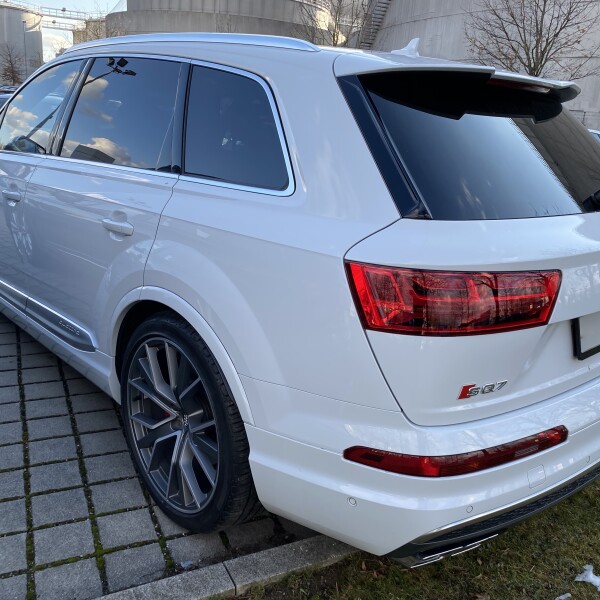 Audi SQ7 из Германии (29063)