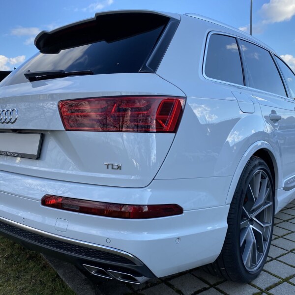 Audi SQ7 из Германии (29054)
