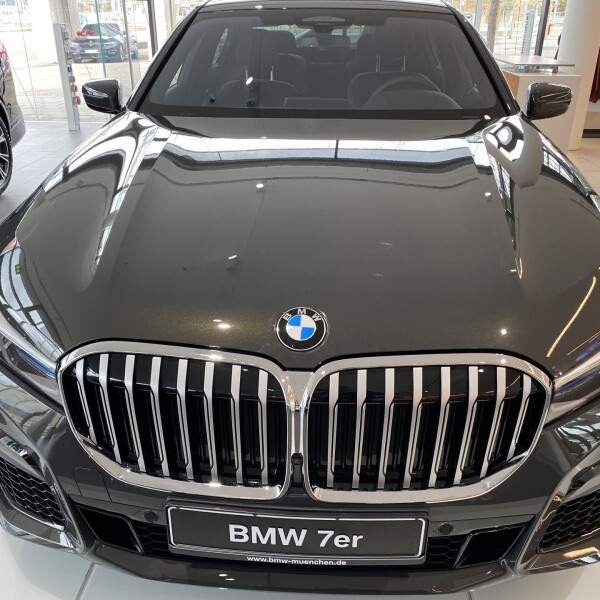 BMW 7-серии из Германии (29166)