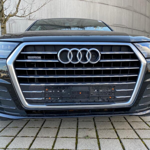 Audi Q7 из Германии (29576)