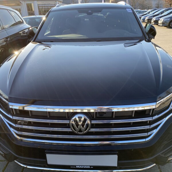 Volkswagen Touareg из Германии (29630)