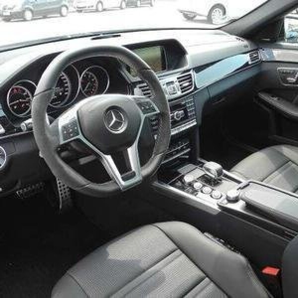 Mercedes-Benz undefined из Германии (2240)
