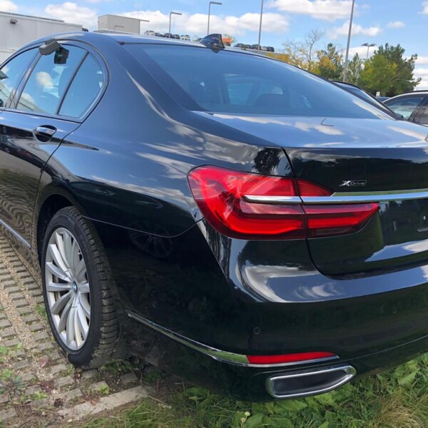 BMW 7-серии из Германии (29925)
