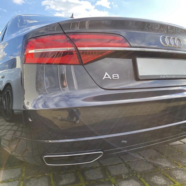 Audi A8  из Германии (29993)