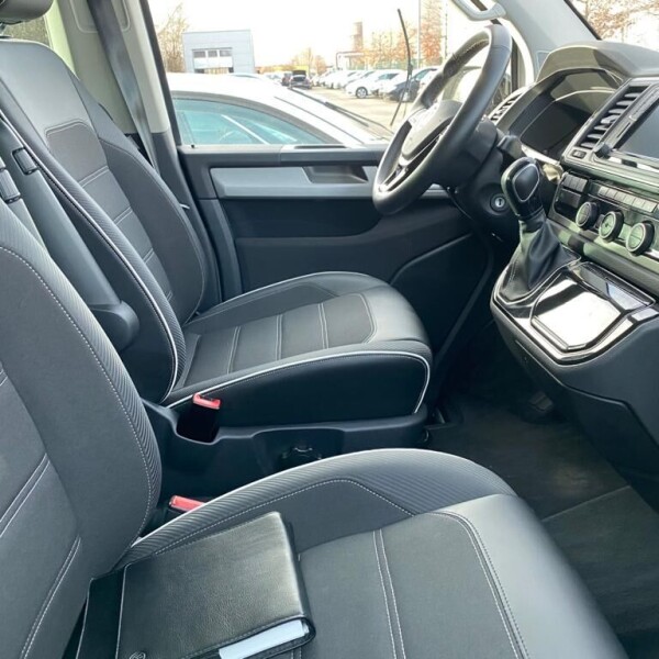 Volkswagen Multivan/Caravelle/Transporter из Германии (30039)