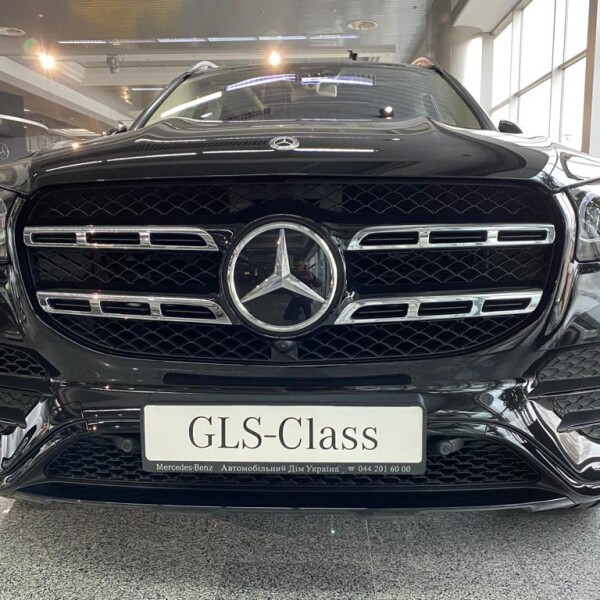 Mercedes-Benz GLS-Klasse из Германии (30279)