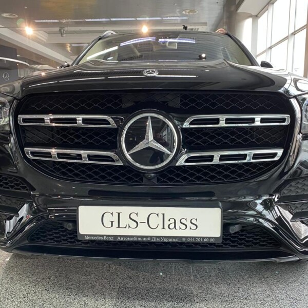 Mercedes-Benz GLS-Klasse из Германии (30277)