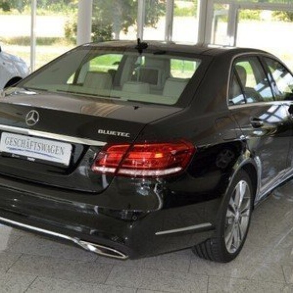 Mercedes-Benz undefined из Германии (2250)