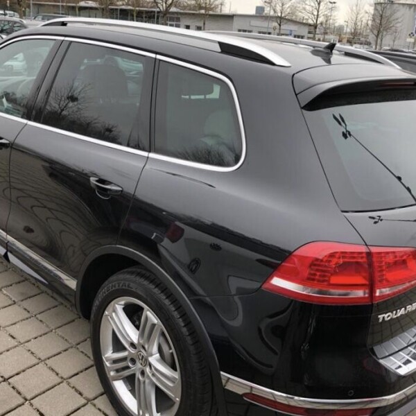 Volkswagen Touareg из Германии (30556)