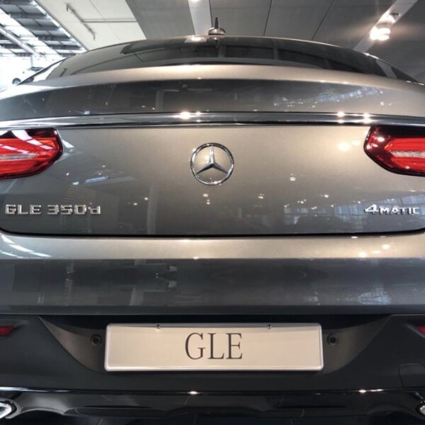 Mercedes-Benz GLE-Coupe из Германии (30570)