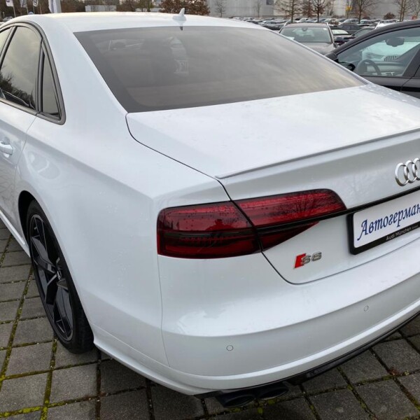 Audi S8  из Германии (31008)