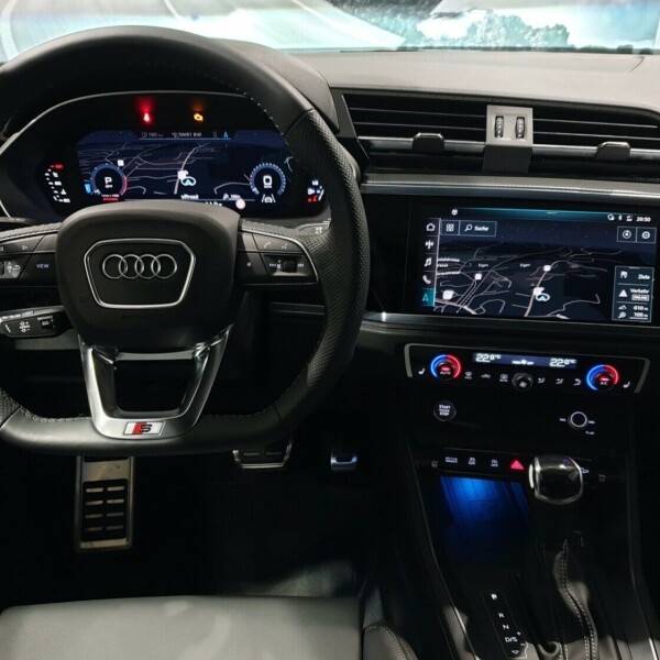 Audi Q3 из Германии (31154)