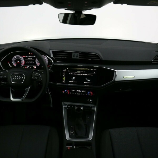 Audi Q3 из Германии (31167)