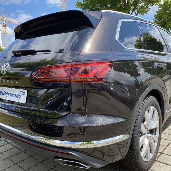 Volkswagen Touareg из Германии (31550)