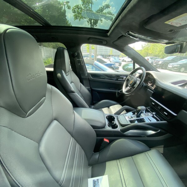 Porsche Cayenne из Германии (32502)