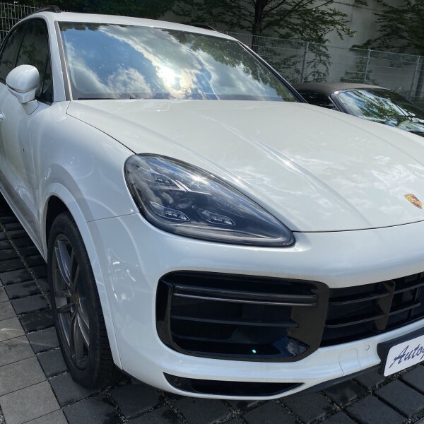 Porsche Cayenne из Германии (32490)