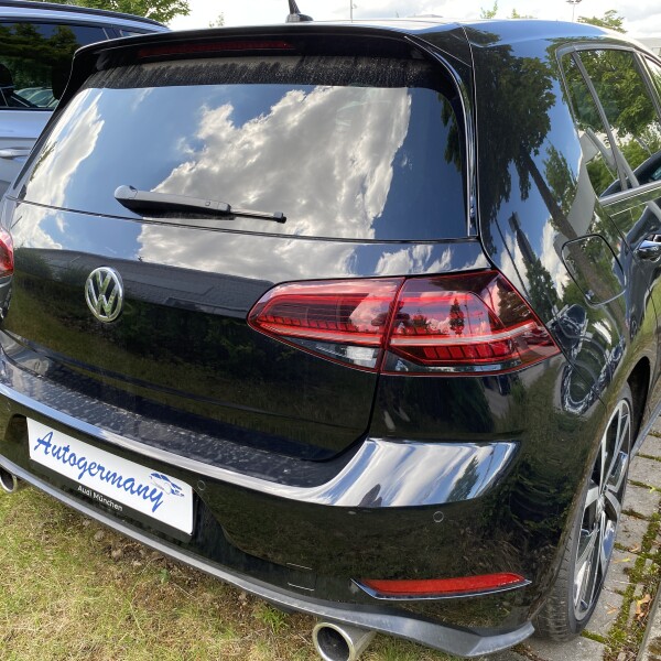 Volkswagen Golf из Германии (32527)