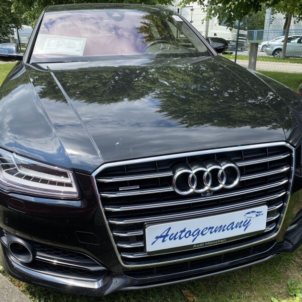 Audi A8  из Германии (32864)