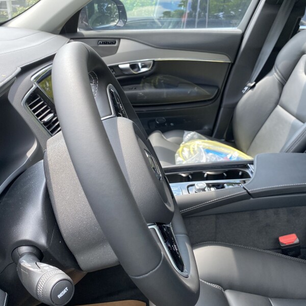 Volvo XC90 из Германии (32932)