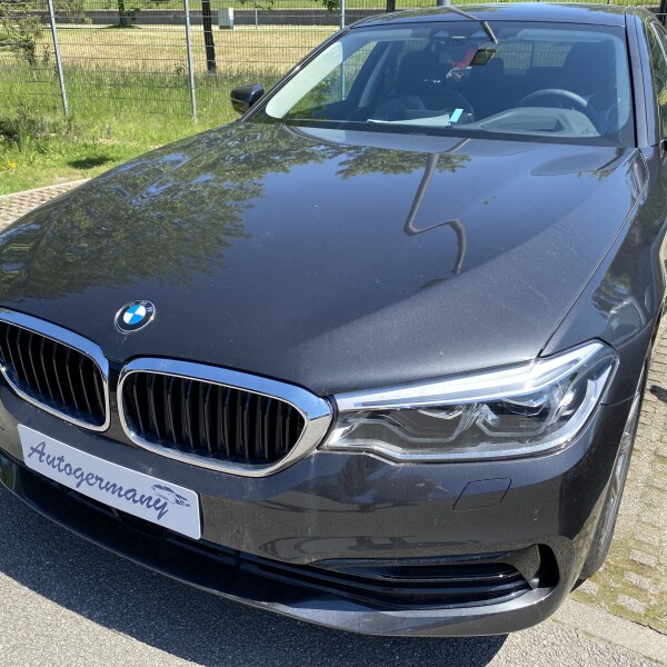 BMW 5-серии из Германии (33028)