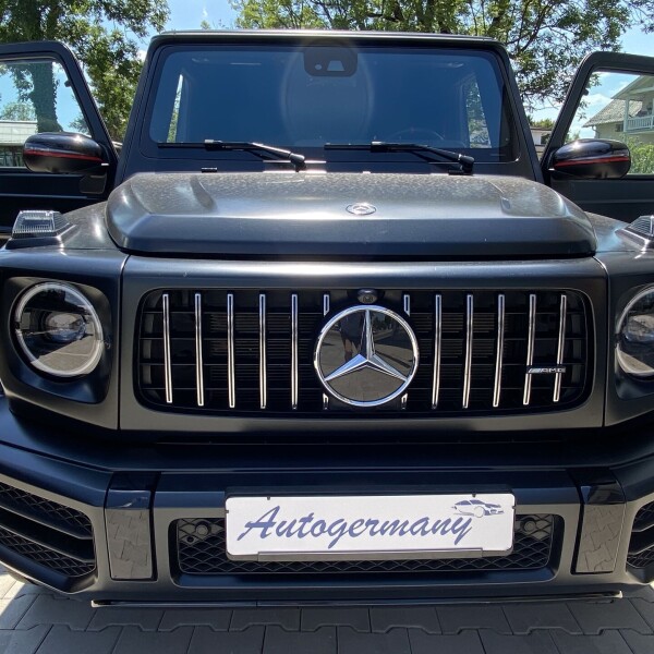 Mercedes-Benz G-Klasse из Германии (33089)