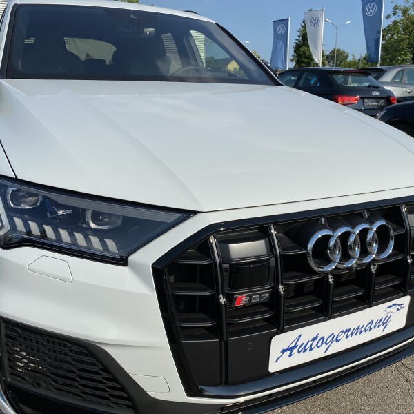 Audi SQ7 из Германии (33156)