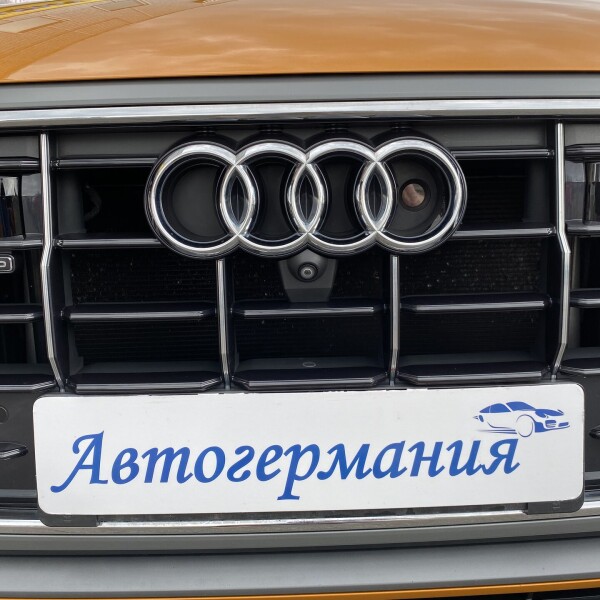 Audi Q8 из Германии (33279)
