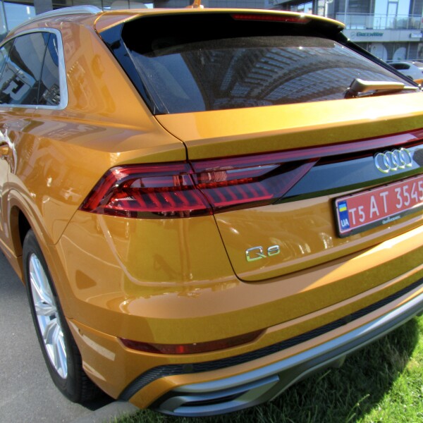 Audi Q8 из Германии (60213)
