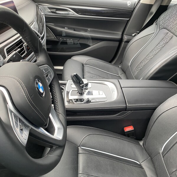 BMW 7-серии из Германии (33561)