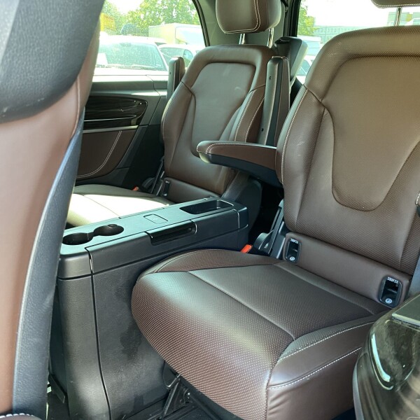 Mercedes-Benz Vito/ Viano V220, V250, V300 из Германии (33697)