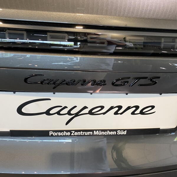 Porsche Cayenne из Германии (33789)