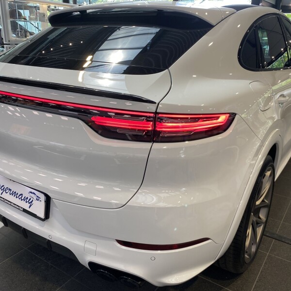 Porsche Cayenne из Германии (34312)