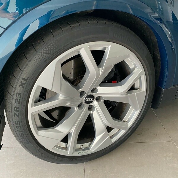 Audi RSQ8 из Германии (34612)